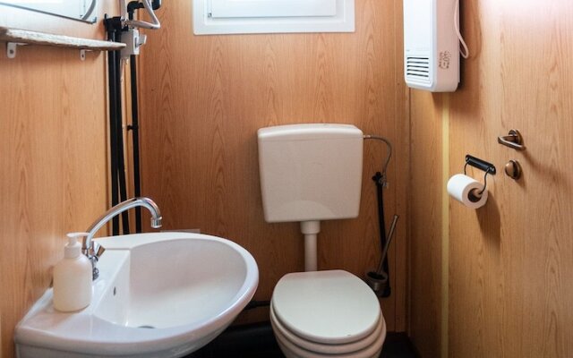 Ytra Lón Farm Lodge