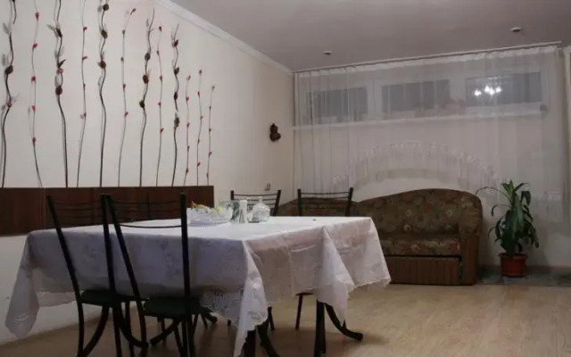 Holiday home Azaliya