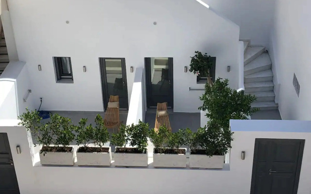Nostos Apartments