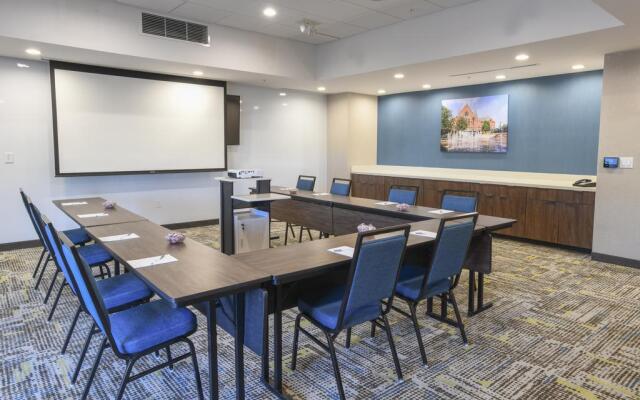 Hampton Inn & Suites Cincinnati Liberty Township