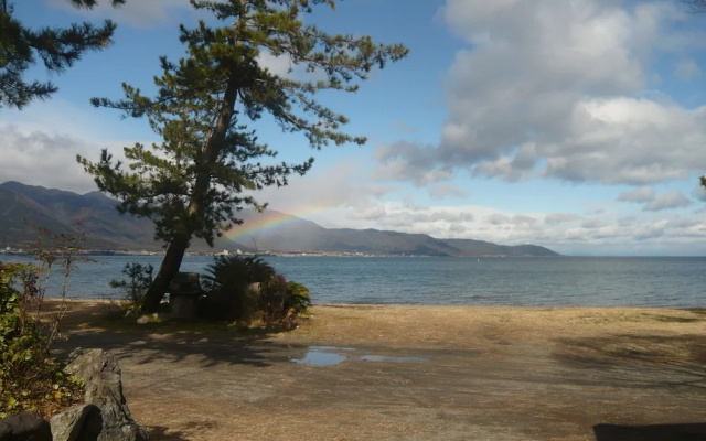 Youth Hostel WANIHIMA~Lakeside BIWA