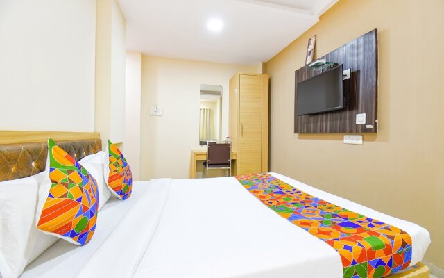 FabHotel Royal Empire