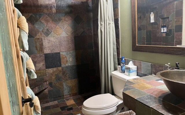 Mango Suite