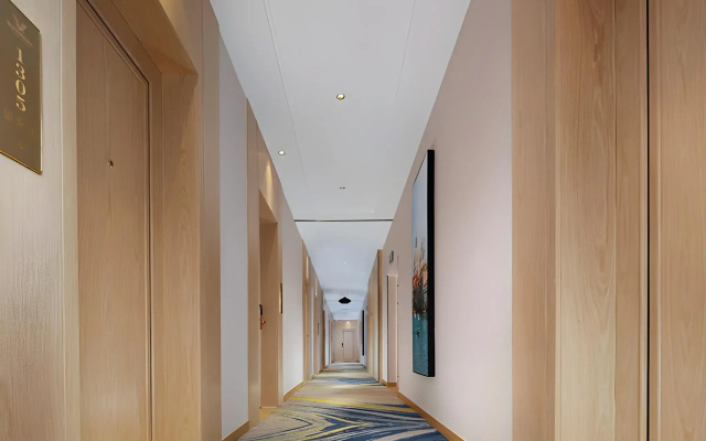 Vienna International Hotel（Chongqing Airport Shop）