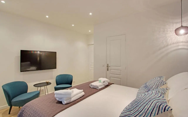 Pick A Flat's in Champs Elysees - rue Percier