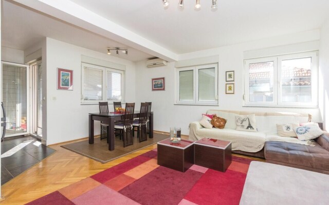 Nice Home in Zadar With Wifi and 2 Bedrooms