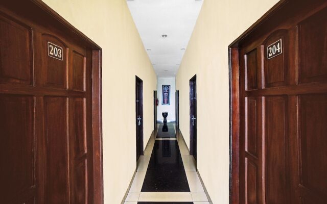 Super OYO 90565 Wesly House