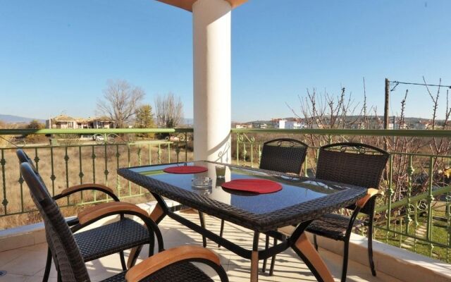 Fotinia Beach House 1st floor - Dionysiou Beac...