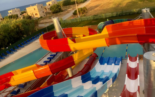 Selini Suites & Waterpark