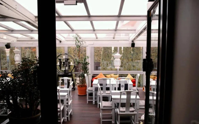 Marcopolo House