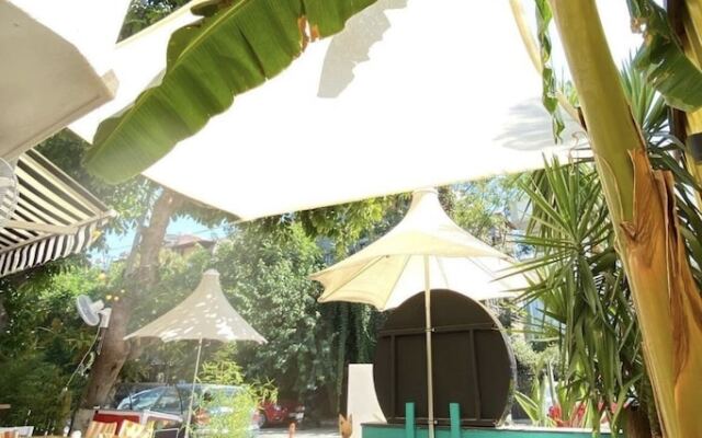 Cabbana Hotel Lara