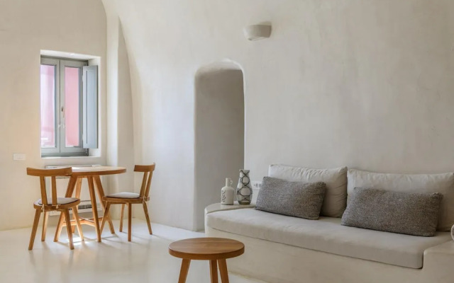 Villa Dusk in Fira Santorini