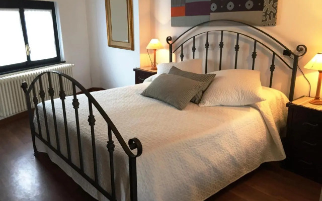 Shangrilla Hotel & Restaurant