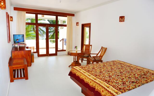 Oasey Beach Hotel