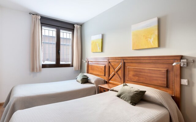 Comfy Apartment in Gudar With Heating