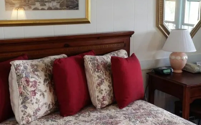 Sea Whale Motel