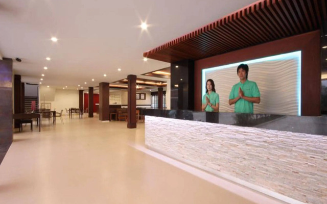 Paragon Suites Resort