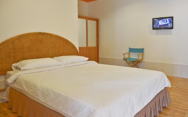 Rasdhoo View Inn