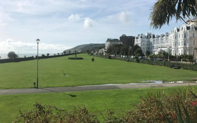 Carlton Courth Hotel Eastbourne