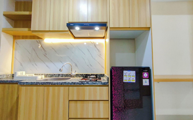 Wood Accents Studio At Grand Dharmahusada Lagoon Apartment