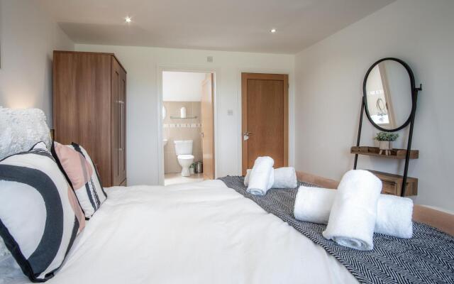 Knights Rest - 4 Bedroom - Princes Gate