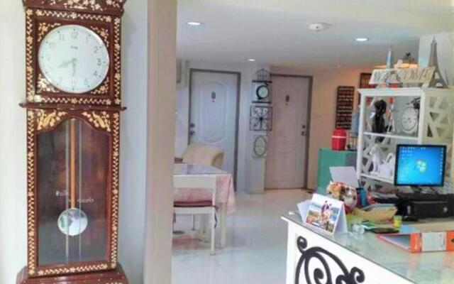 Chic Hotel Suratthani