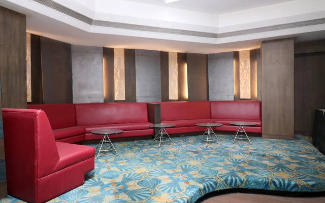 Oyo 25046 Hotel The Orient Taj