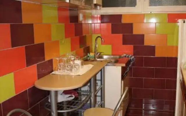 Lukanov Apartments & Guest Rooms