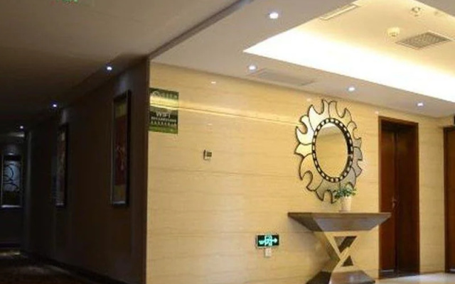 CYTS Shanshui Fashion Hotel (Chibi Xinjiekou Commercial Street)