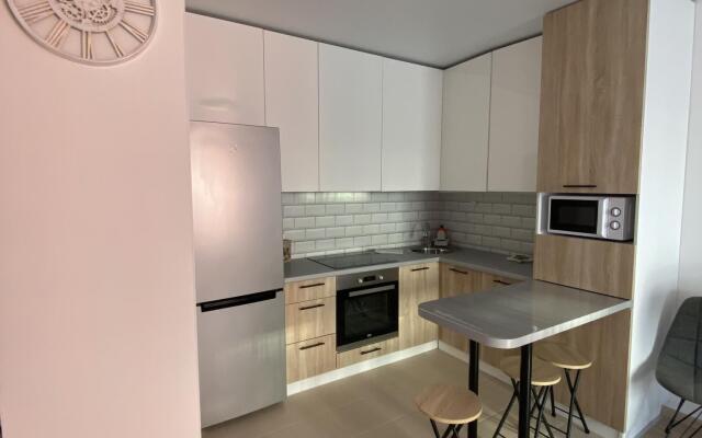 BestHome (BestHome) on 36 Leskov Street