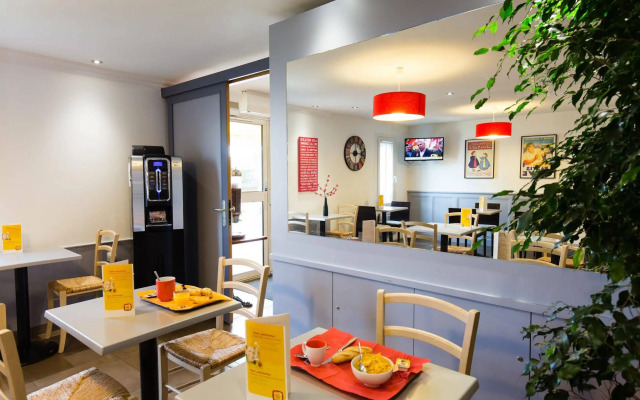Kyriad Direct Orleans Ouest