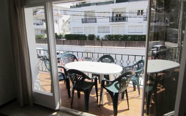 Apto Tranquilo cerca de la Playa - 1564