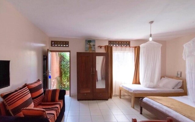 Safari Homes