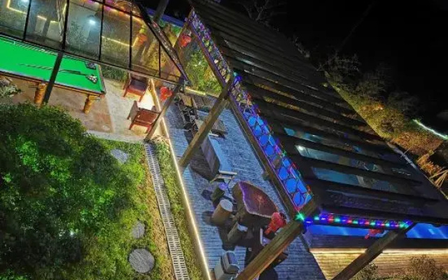 Yazhu Boutique Hostel