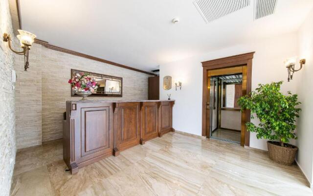 RED CONFORT HOTEL Boutique