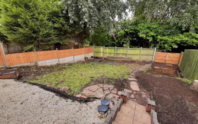 beautiful modern three-bedroom semi detached house