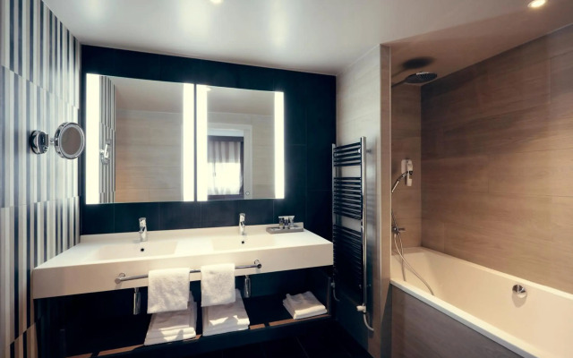 Mercure Orange