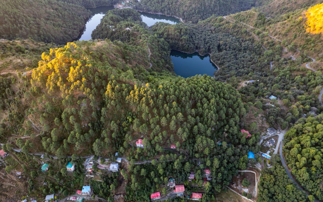 The Canadian Woods Resort