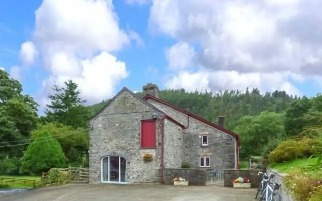 Crud-Y-Barcud