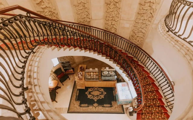 Arion Suites Hotel Bandung