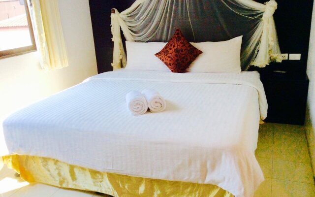 The Bird Cage Patong Guesthouse