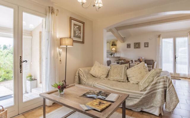 House Les Iris Roussillon