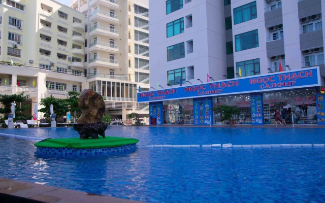 Trangs Beachfront Apartment Nha Trang