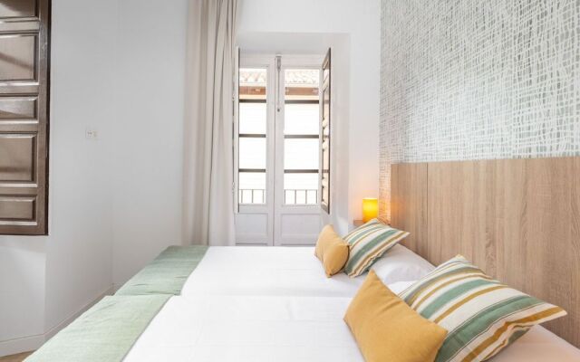 Apartamentos Luna Suites Palacio Dorita