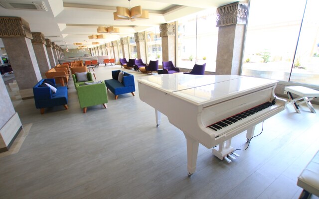 Turunc Premium Hotel