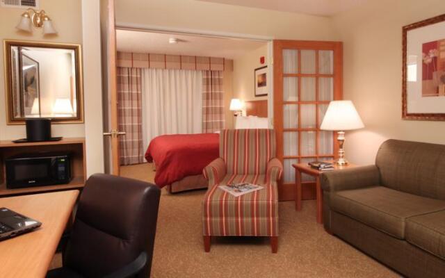 Country Inn & Suites