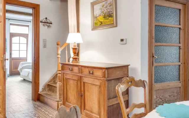 Enticing Holiday Home in Viroinval near Forest