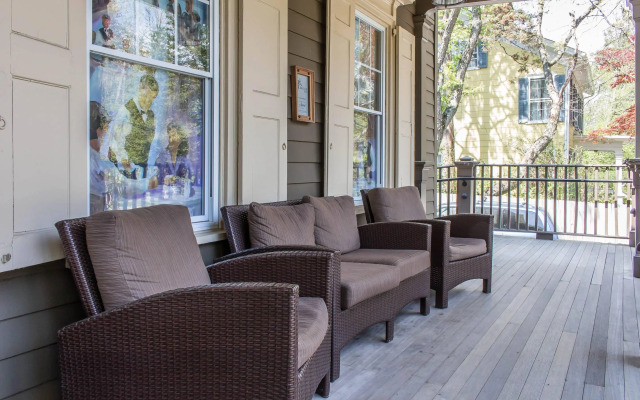 The Peacock Inn, an Ascend Collection Hotel