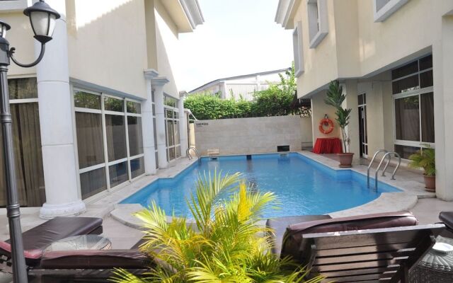 Elion House Hotel
