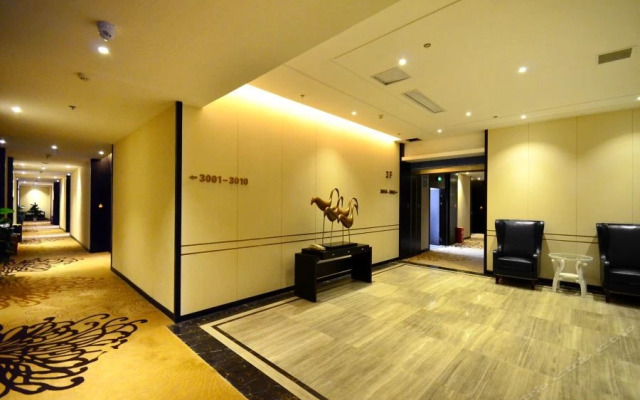 Bolaihua Hotel Wuhan Guanggu